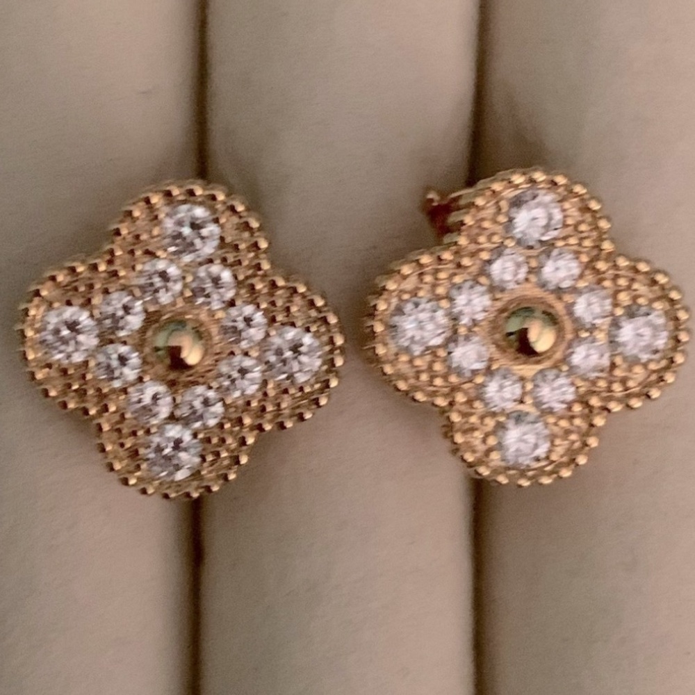 Price is Firm 18 K gold sparkly crystal four leaf lucky clover stud earrings
